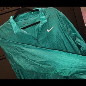 Nike Golf Windbreaker
